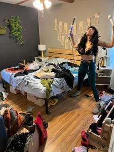 Just imagine you buy me something for my new apartment and i think of