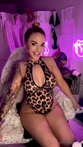 Wow i m so ready to make you cum 6mins of me sucking titty fucking