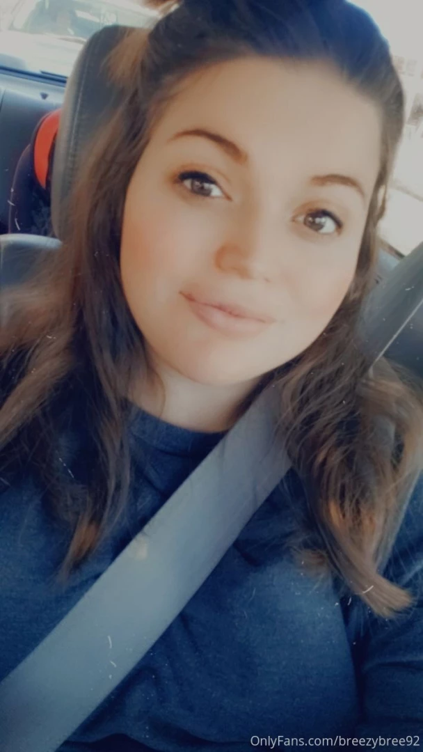 Hope everyone s day is going im lovin the sun today 