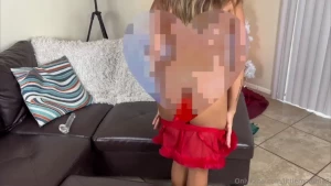 Do you like toy play watch me fuck myself with my favorite clear dildo