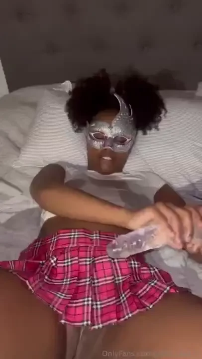 Watch me fuck myself with a dildo 