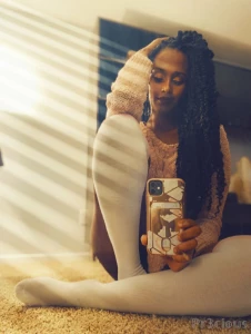 Nope i m not wearing any panties on i m horny af tonight