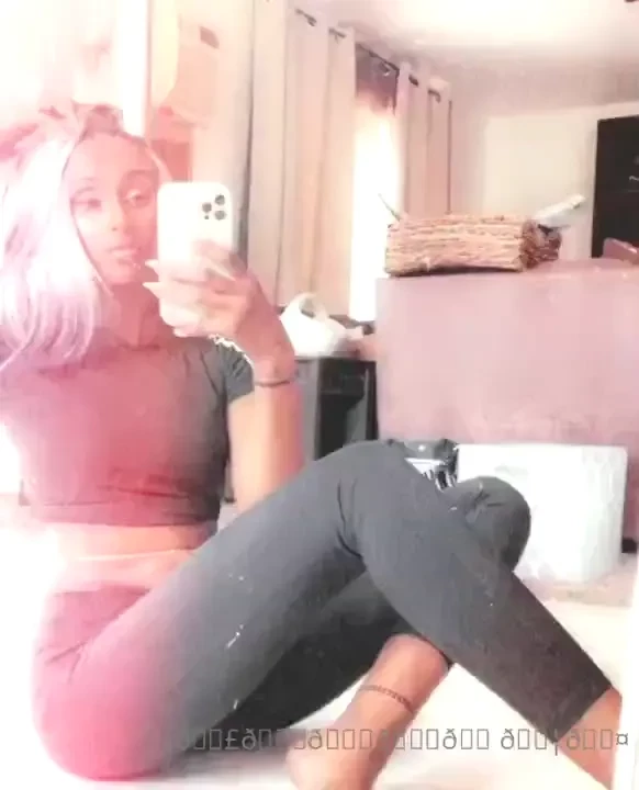 Eeeeks i need 400 00 for my security deposit hmmmm y all really finna part 5 