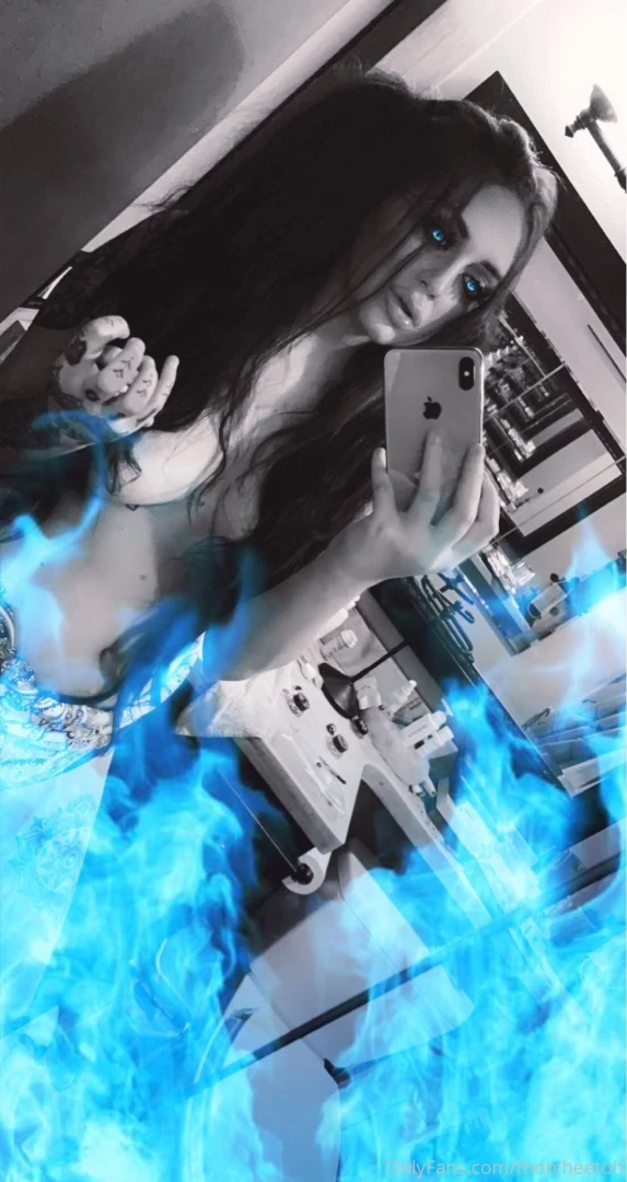 Help me find your darkest secrets 