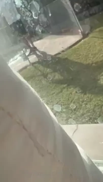 Should i f ck the pool guy 