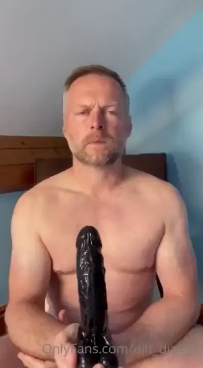 Best dildo vid yet 