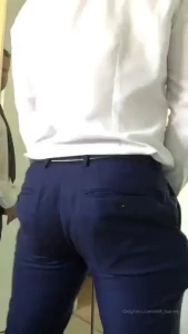 Tight cheeks showoff