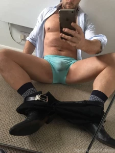 These show good bulge rub my dick nicely during the day and feel sexy part 1