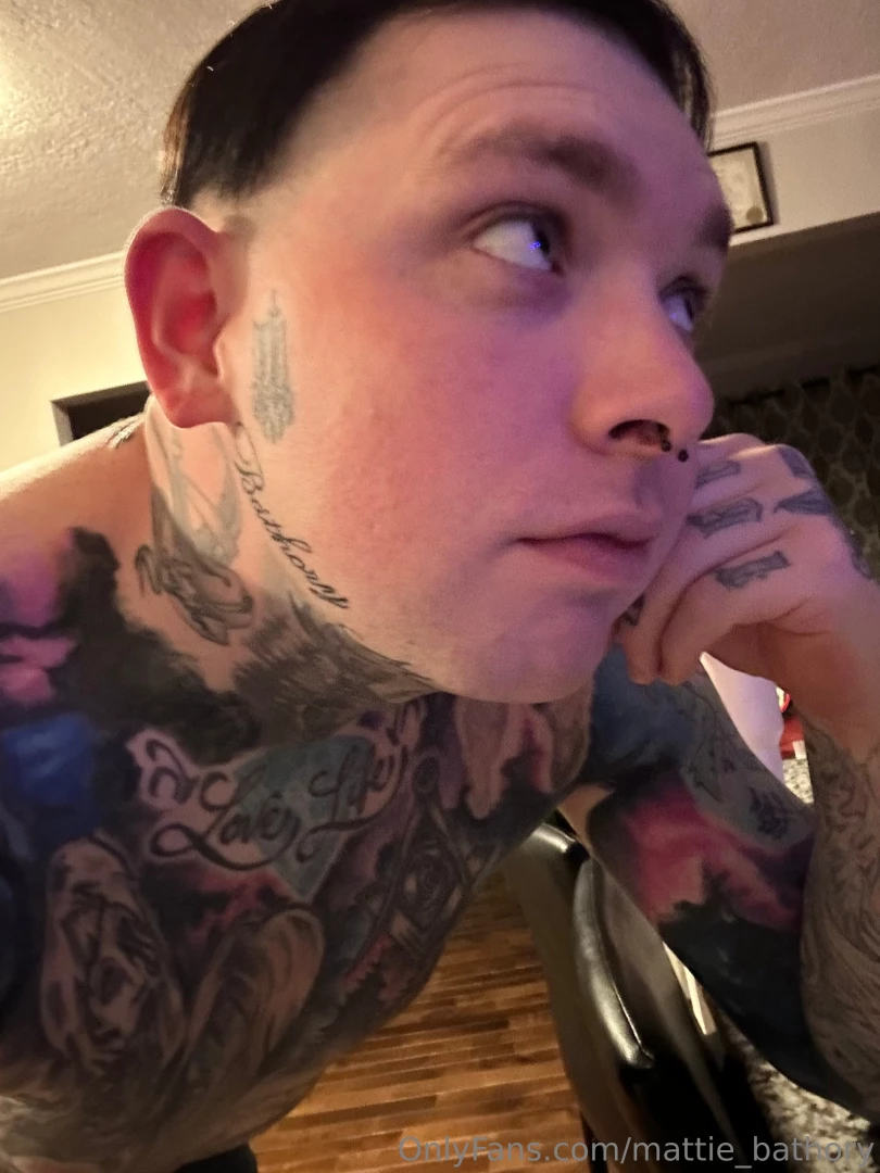 Thinking about how i love to eat it from the back 