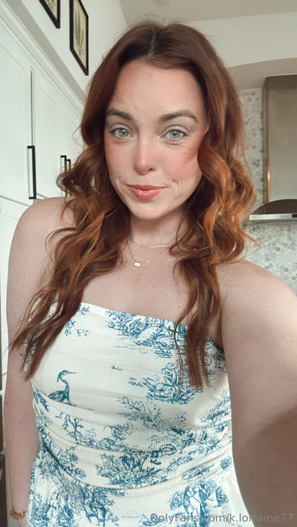 Kiss on the cheek or kiss on the forehead 