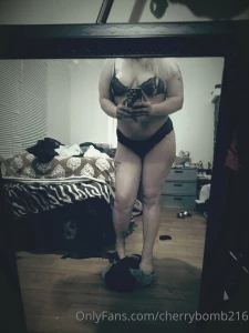 A few loungerie pics of me more to come later this week curvacious part 2