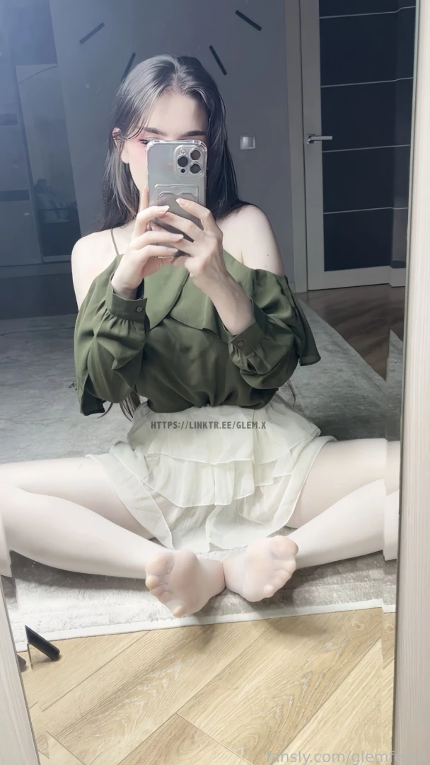 Guys how are you pantyhose tights asian legs stocking nylonleg part 1 