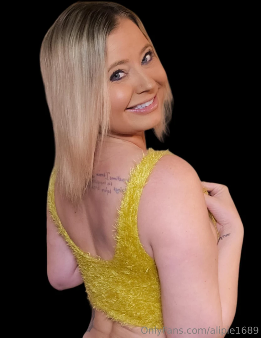 Head over to my fully nude site alipie1689subscribed 