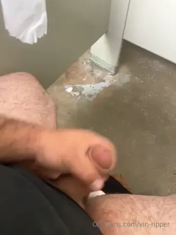 God i want somebody here right now to make this work day better 