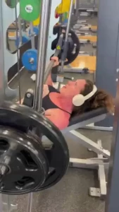 Some heavy lifts this past week 185lbs incline press for 9 then