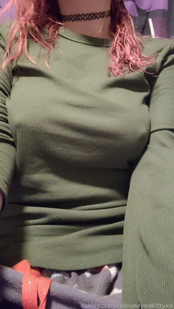 My hard nipples want to say goodnight 