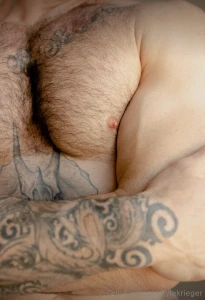 Do you like hugs i ve been told my arms and my chest are good for that