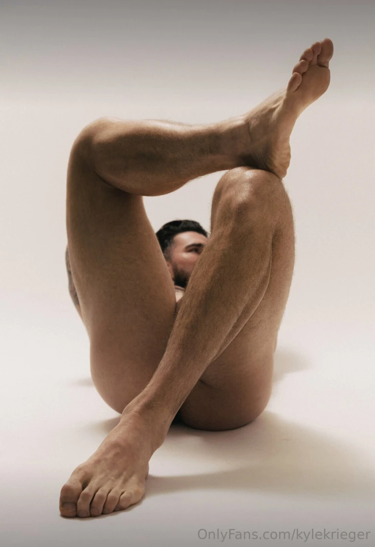 Still haven t stretched enough this weekend need some help mason isn t 