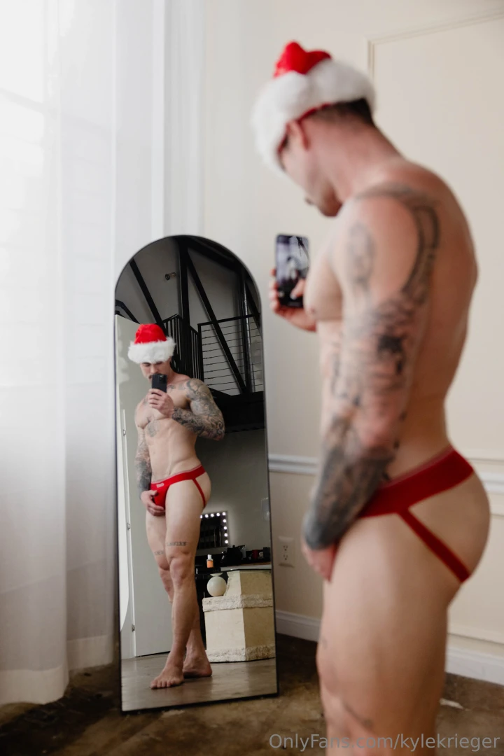 Finish your christmas shopping yet need something else to stuff or 