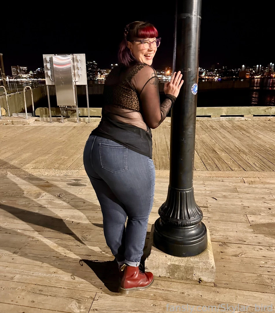 I get lots of requests for my ass in jeans so here you go i love the 