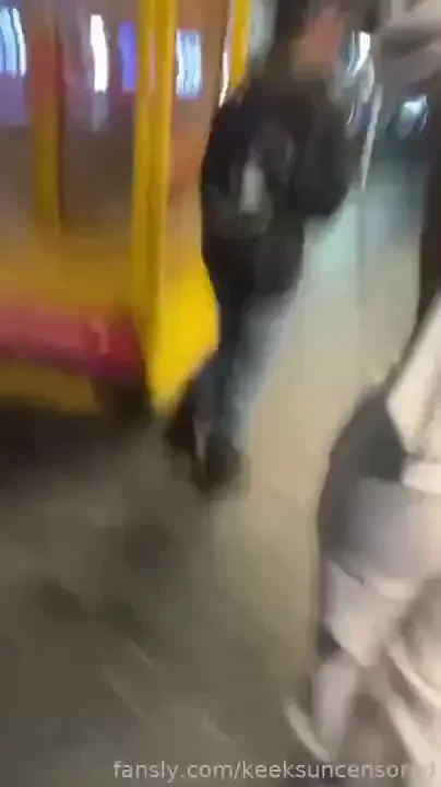 Its my birthday kunts so heres a full feral camera roll dump of random part 3 