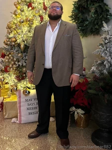 I went to a nice christmas play last weekend i enjoyed it however i part 3