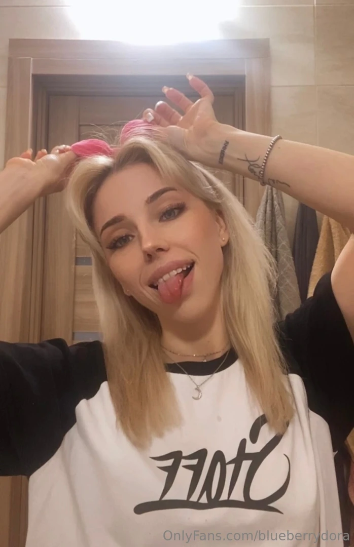 I love to play around when i m getting ready for bed giggle with me i 