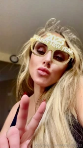 Happy new year let s make 2025 a year to remember