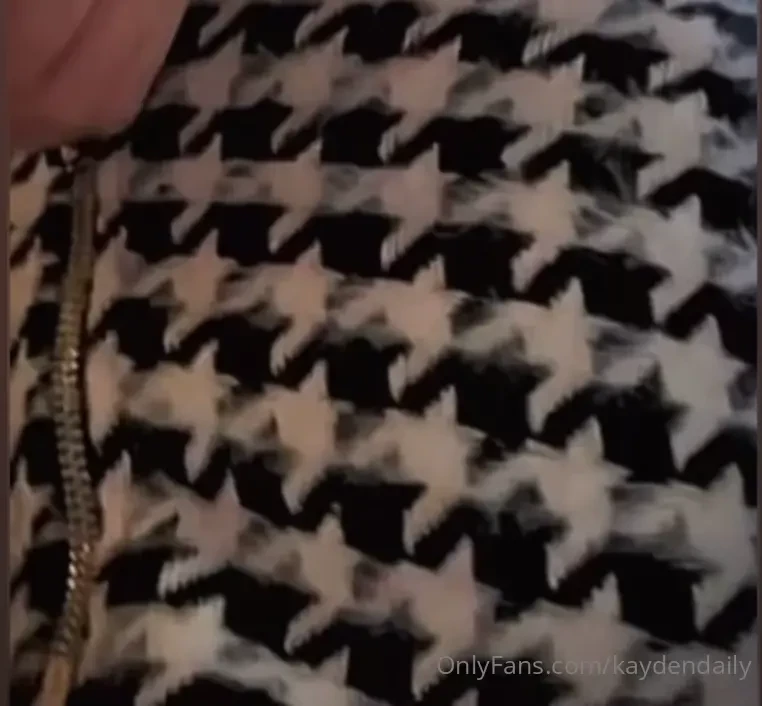 Tip 11 11 below make a wish and i ll send you a special magic surprise 