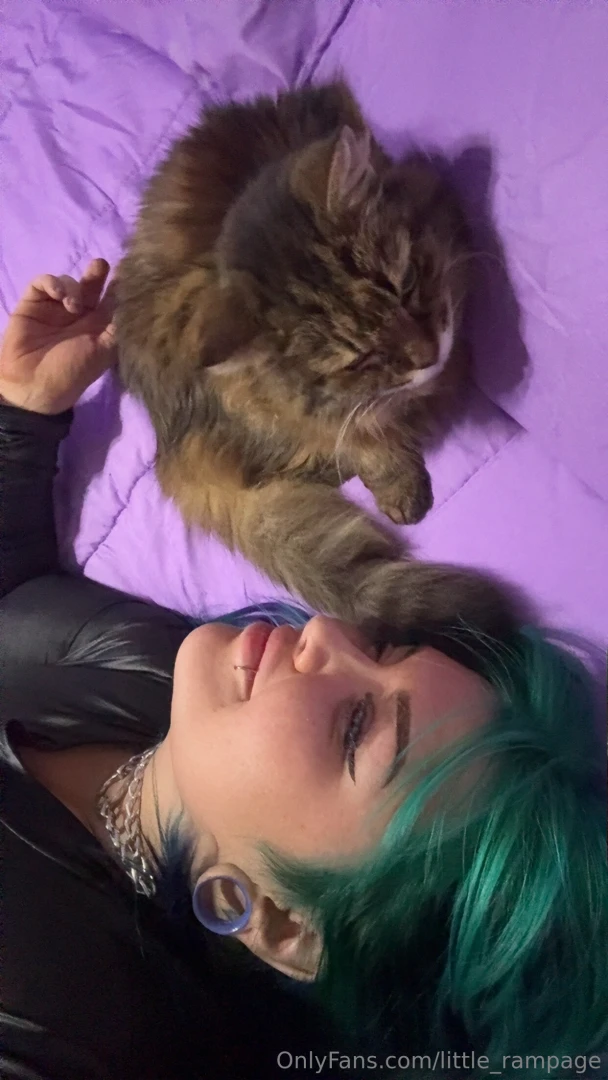 Vip isn t for the weak it s for the ones who can handle the real me 