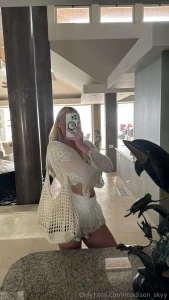 Going to be sending a 200 bundle out to 10 lucky fans later keep your