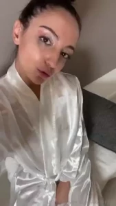 My tiny titties need some love dm me