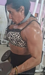 Ironwoman01 ironwoman01 milf female bodybuilder i can fuilfill all part 45