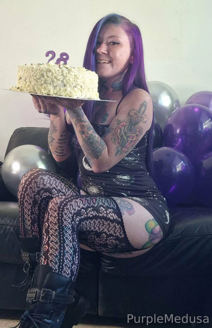 It s my birthday whoop whoop 