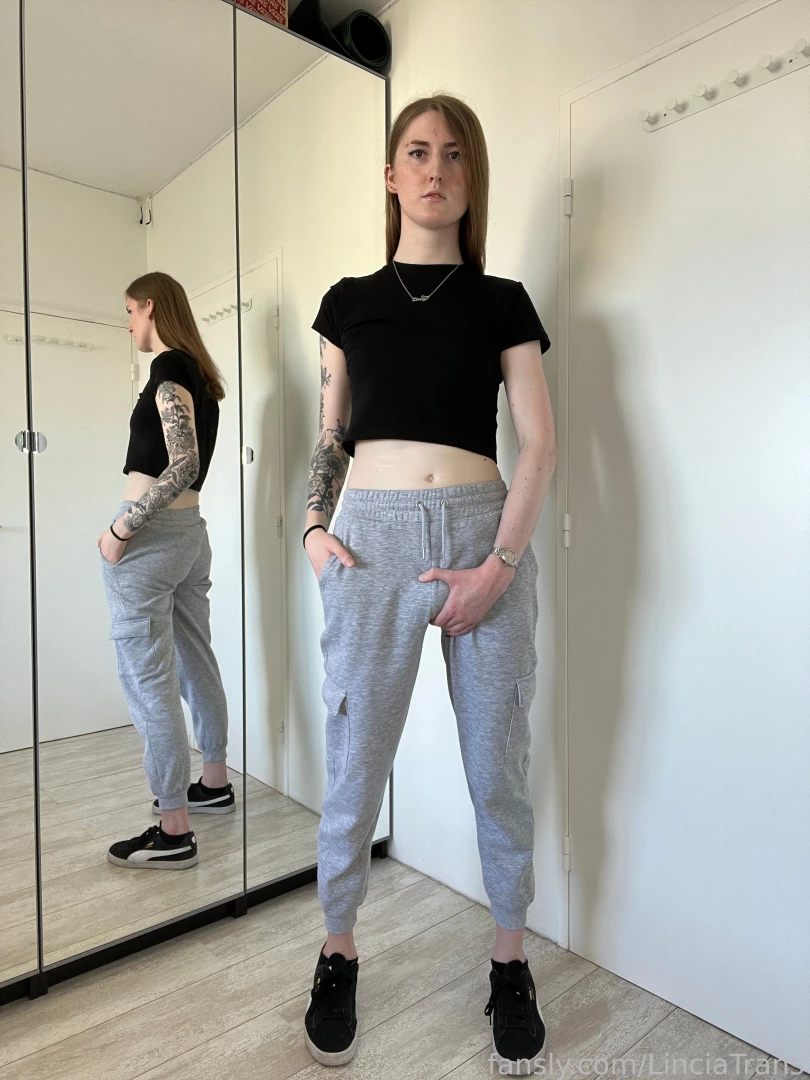 I look good in grey sweatpants from the front to the back mon survet part 5 