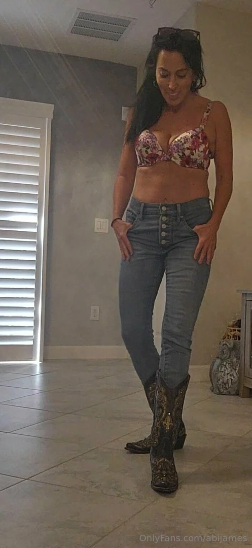 I love when i can put on jeans and a pair of boots as the weather part 1 