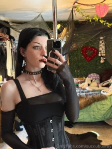 This whole look is so cunty and you can t tell me otherwise