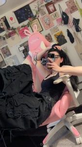 Decided to wear all black which isnt unusual lol who wants me