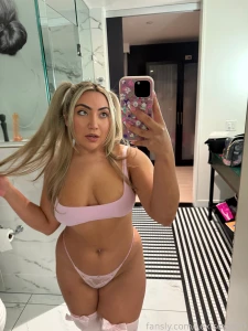 Do you want to go on a date with me even though i like to dance around part 1