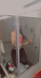 Go check your messages live at 9pm tell your girlfriend your busy