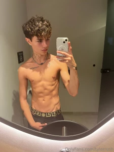 I ve found the kinkiest twink online bnnytwnk a sexy 19 year old part 2