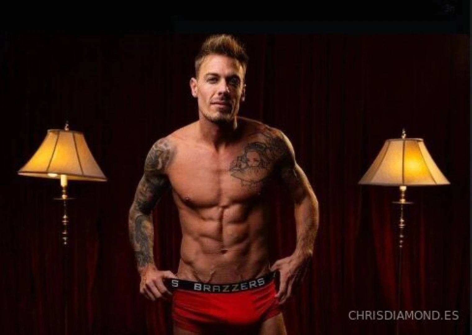 Hey i m wait for you in my dm 