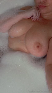 Tits and bubbles