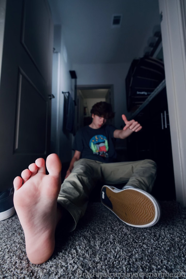 Taking perfect boy-feet to a whole new level who loves it when i strip part 20 