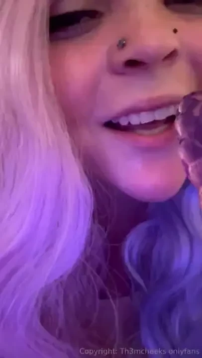 Hello my love i know you had a long day at work you deserve this daddy 