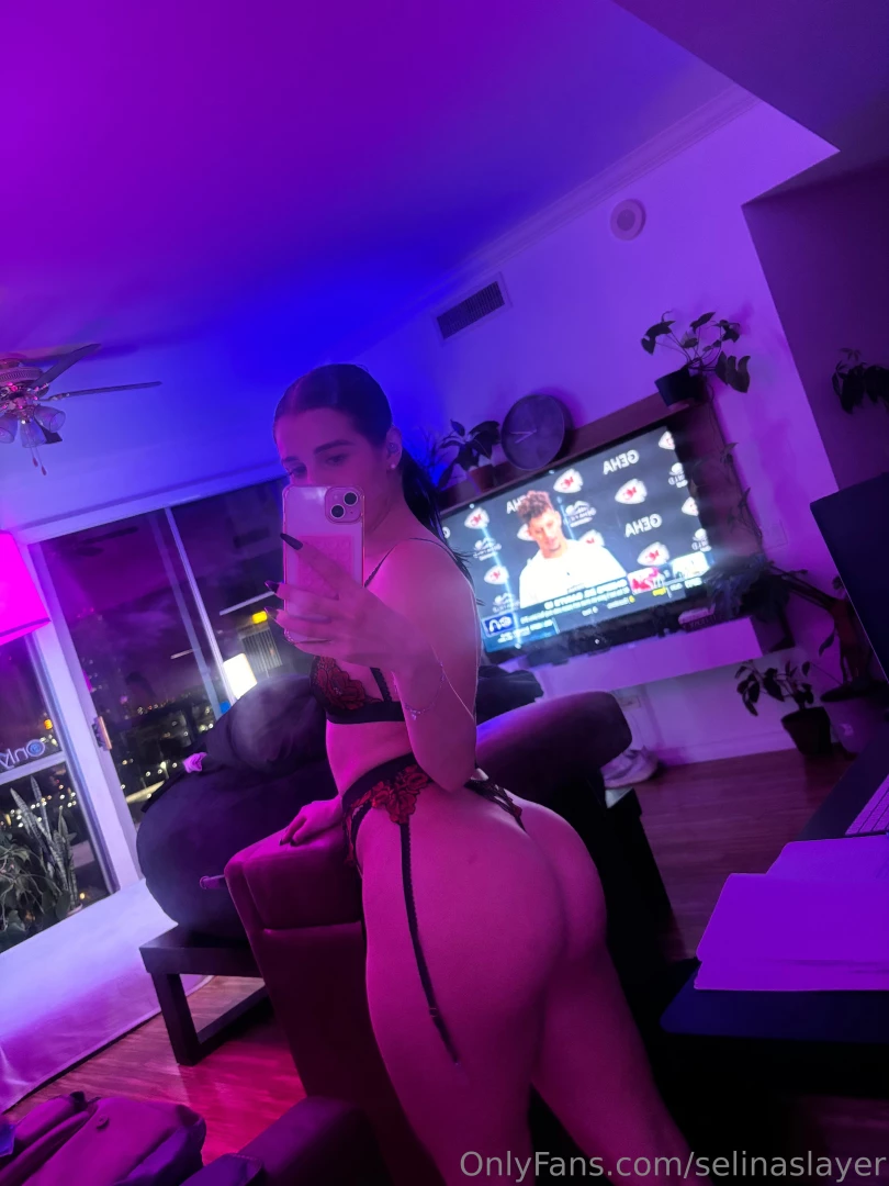 Which part of my body would you wanna taste 