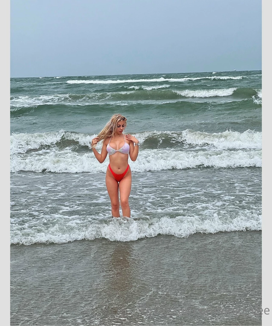 Summer me is the best me 