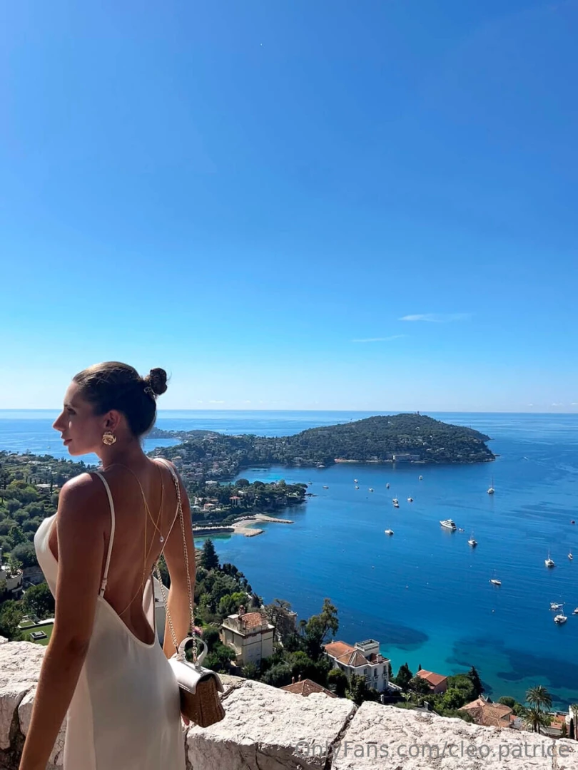 The world is conquered by those who know what they want 