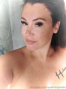 Viens tu me rejoindre dans ma douche ch ri bon jeudi xx