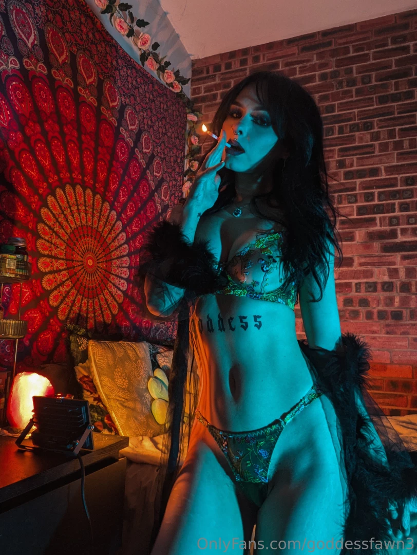 I m 27 today celebrate my birthday with me and enjoy 60 off 